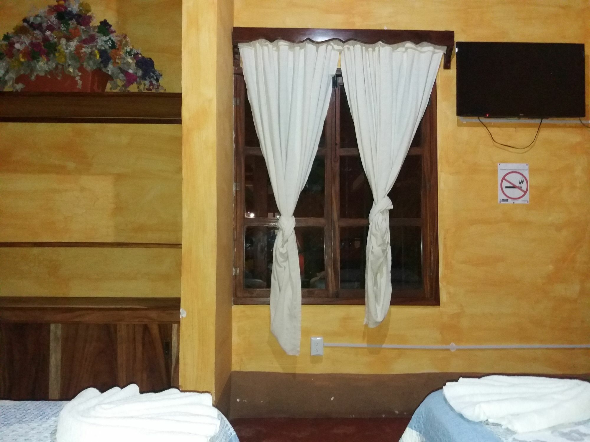 Dionisio Inn Antigua Exterior photo